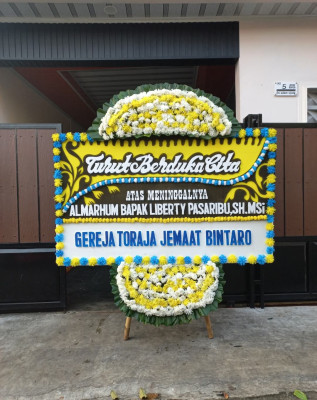 Papan Bunga Duka di Enggano